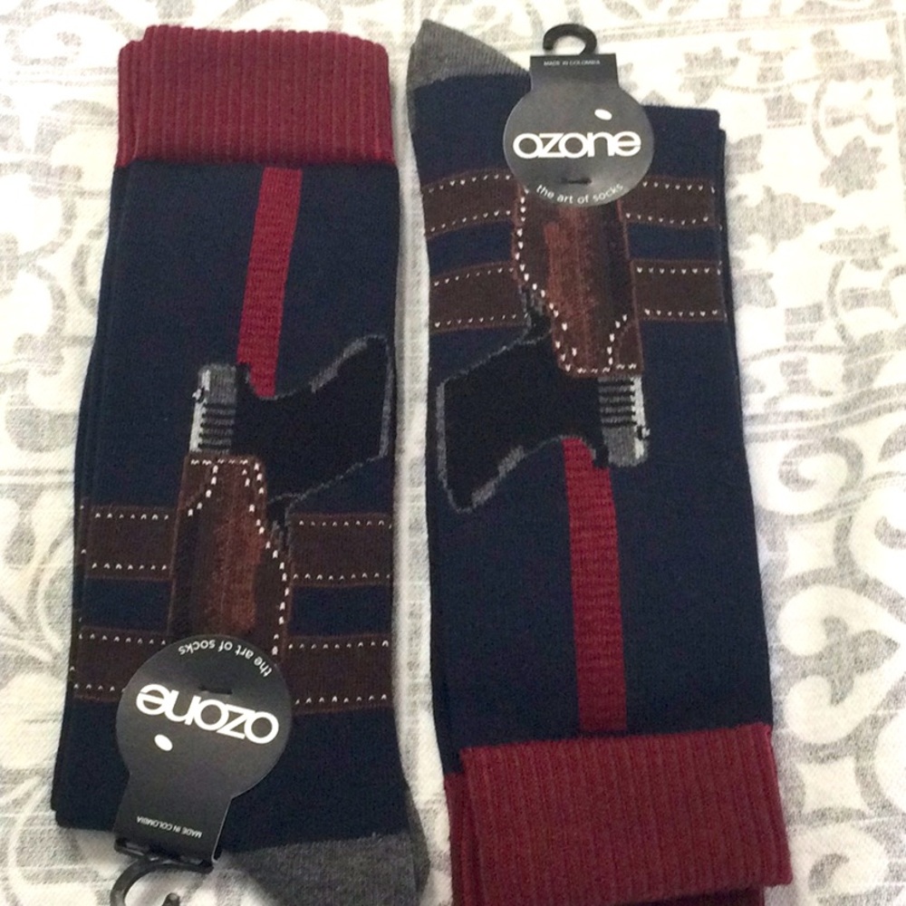 - 2 pair Ozone men’s socks. Design is “Automatic backup gun”. One size 8-1… - Picture 3 of 6